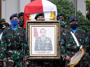 Upacara jenazah mantan Panglima TNI Jenderal (Purn) Djoko Santoso