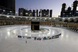 Ibadah Haji 2020 hanya diikuti 1000 jemaah dikarenakan wabah Covid-19 (Foto: Reuters)