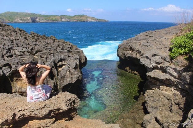 Angel's Billabong ini berada di antara dua karang besar pinggir pantai, terletak di Nusa Penida -Foto: istimewa