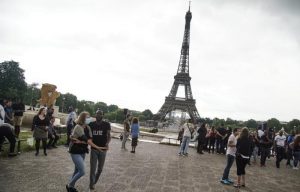 Turis di Menara Eifel Paris - Foto: istimewa