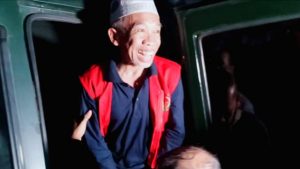 Pelawak Nurul Qomar saat eksekusi ke Lapas Kelas II Brebes. Foto: Pantura Pos