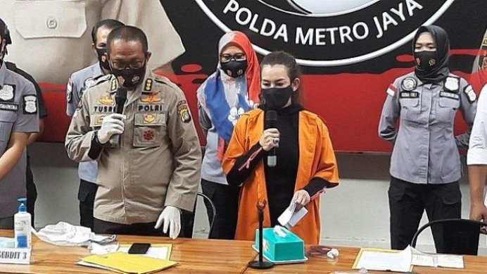 Reza Artamevia saat konfrensi pers di Polda Metro Jaya, Minggu (6/9/2020) - Foto: Istimewa