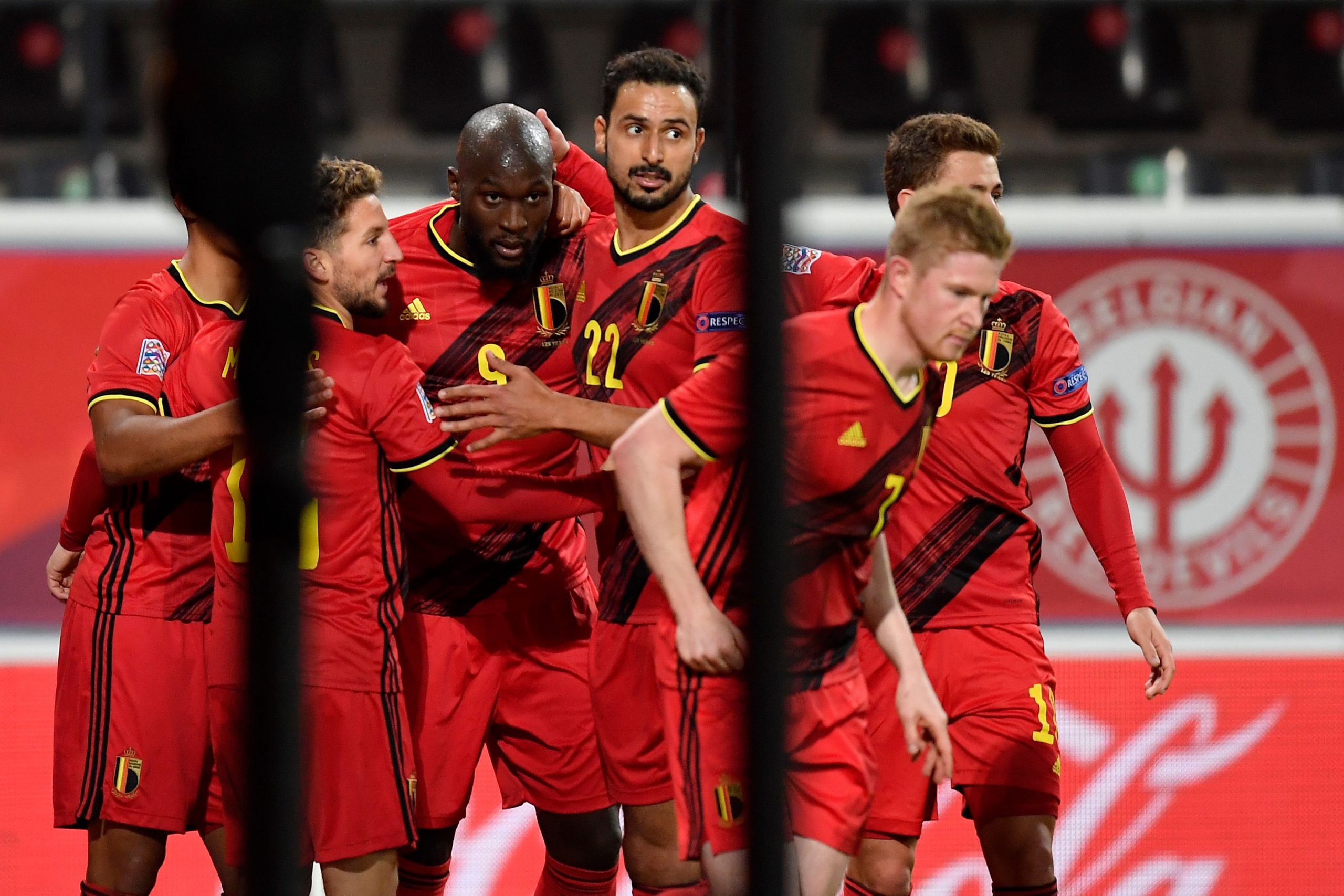 4 футбол видео. Бельгия - Голландия 1-4. Бельгийцы Национальность.