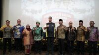 Menteri Pemuda dan Olahraga Republik Indonesia (Menpora RI) Dito Ariotedjo memberi anugerah penghargaan Rencana Aksi Daerah (RAD) Pembangungan Kepemudaan kepada delapan daerah. Penghargaan diberikan atas upaya daerah dalam pengembangan kepemudaan. Foto/dok