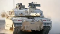 Pasukan Rusia kembali berhasil menghancurkan tank Challenger 2 bantuan Inggris kepada Ukraina. Reuters
