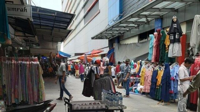 Potret Pasar Tanah Abang Kini Pedagang Mengeluh Pembeli Beralih Ke