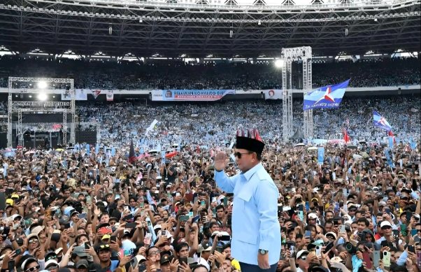Prabowo Subianto mengucapkan selamat Tahun Baru Imlek. Prabowo wartawan